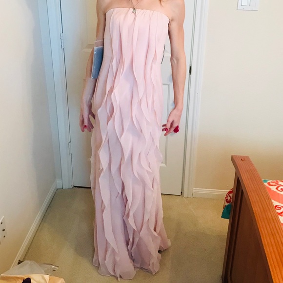 Bridal Dress - Picture 1 of 7